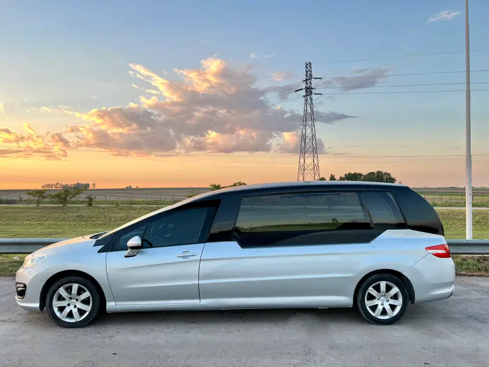 Peugeot 408 - Imagen 2